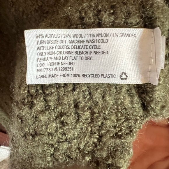 Oversized Wool-blend Sweater with Hood - Picture 4 of 5